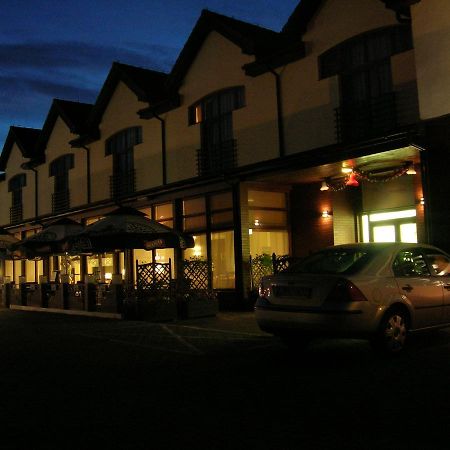 Hotel Sens Mierzyn  Екстериор снимка