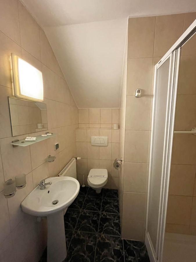 Hotel Sens Mierzyn  Екстериор снимка