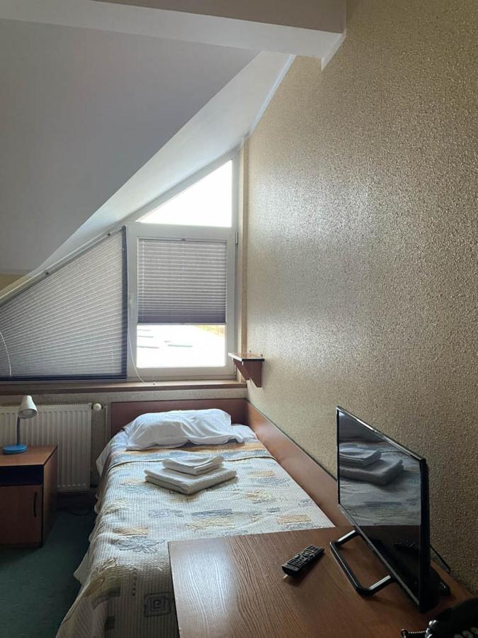 Hotel Sens Mierzyn  Екстериор снимка