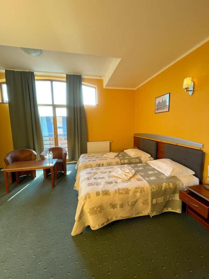 Hotel Sens Mierzyn  Екстериор снимка