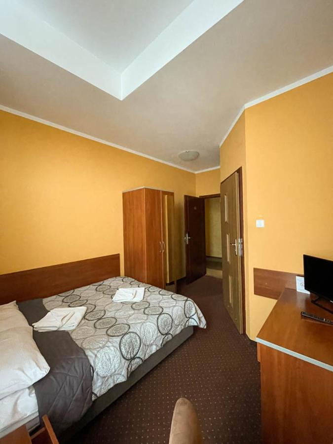 Hotel Sens Mierzyn  Екстериор снимка