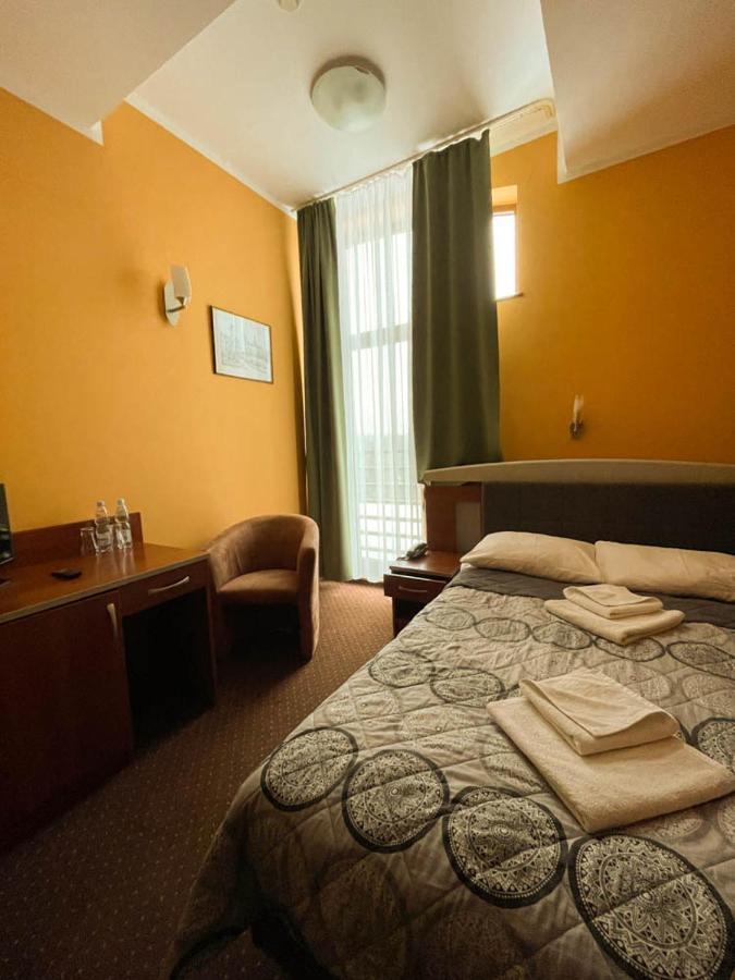 Hotel Sens Mierzyn  Екстериор снимка