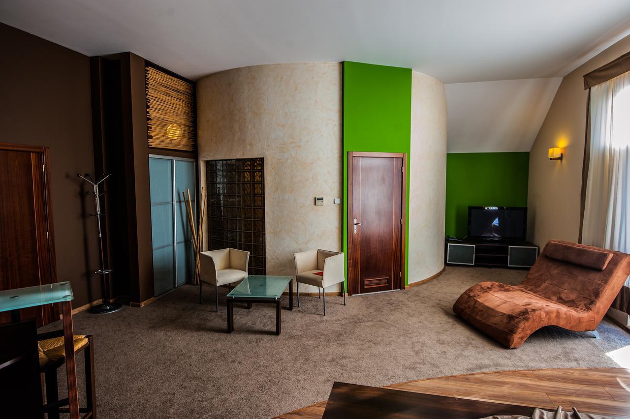 Hotel Sens Mierzyn  Екстериор снимка